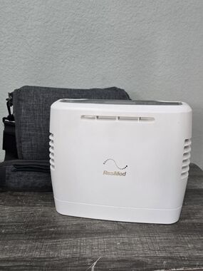 UNTESTED ResMed Mobi Portable Oxygen Concentrator With Bag NO CHARGER